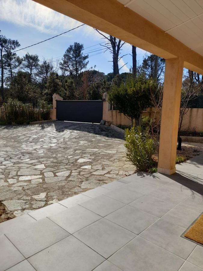 Garéoult Pavillon Independant 45M2 4 Personnes 아파트 외부 사진